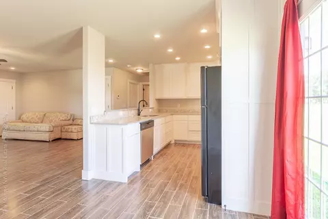 910 Windsor Ct, Gentry, AR 72734 photo 6