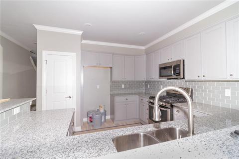 1504 Park St, Lowell, AR 72745 photo 6
