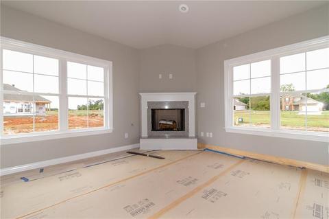 1504 Park St, Lowell, AR 72745 photo 3