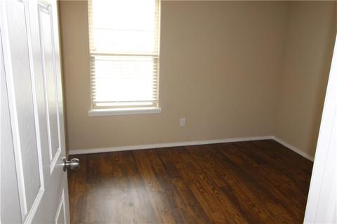 115 E Southpointe Ave, Rogers, AR 72758 photo 21