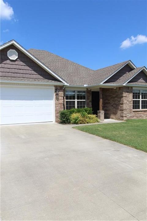 115 E Southpointe Ave, Rogers, AR 72758 photo 4