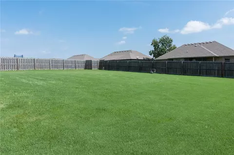 561 Lancaster Rd, Centerton, AR 72719 photo 17