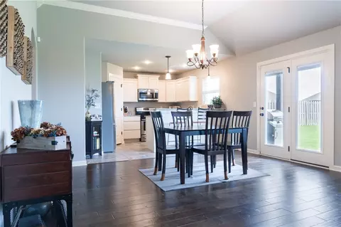 561 Lancaster Rd, Centerton, AR 72719 photo 6