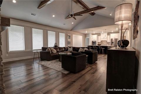 1001 Silver Maple St, Centerton, AR 72719 photo 5