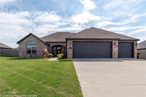 2013 Price Ave, Lowell, AR 72745 photo 1