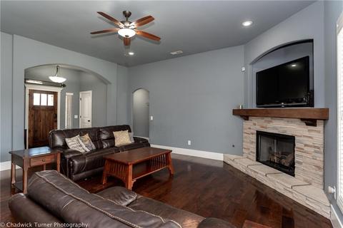 2013 Price Ave, Lowell, AR 72745 photo 5