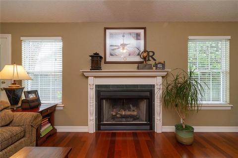 161 E Colorado Ave, Springdale, AR 72764 photo 8