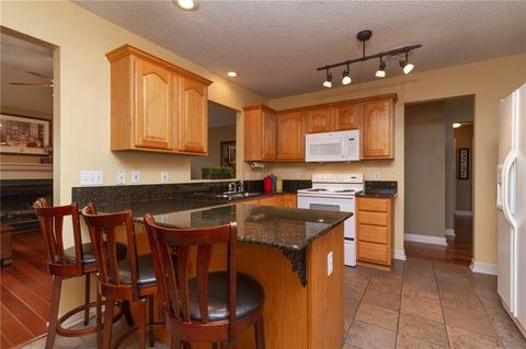 161 E Colorado Ave, Springdale, AR 72764 photo 3