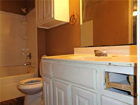 523 Mill St, Springdale, AR 72764 photo 17