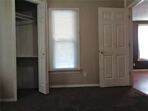 523 Mill St, Springdale, AR 72764 photo 6