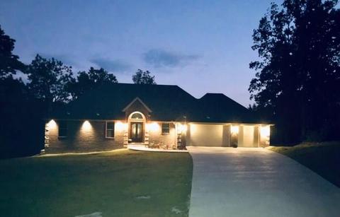 17827 Bluffview Dr, Springdale, AR 72764 photo 1