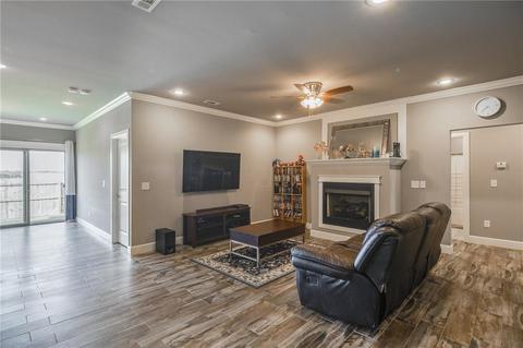 117 E Glendale Ln, Rogers, AR 72758 photo 4