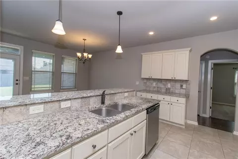 193 Shane Dr, Centerton, AR 72719 photo 3
