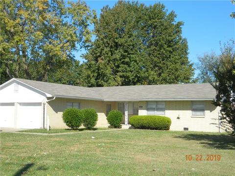 722 Dyer St, Springdale, AR 72762 photo 2
