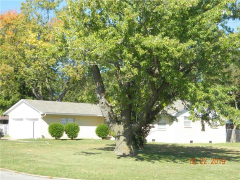 722 Dyer St, Springdale, AR 72762 photo 24