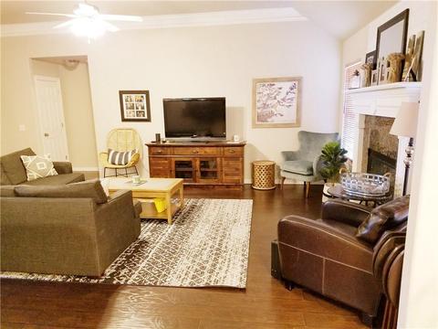 423 Brandons Loop, Springdale, AR 72762 photo 2