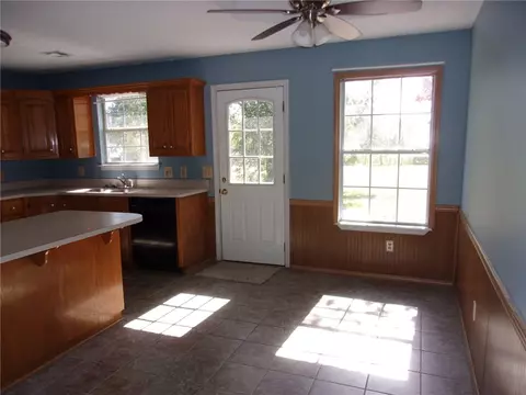 385 Munroe Dr, Springdale, AR 72764 photo 3