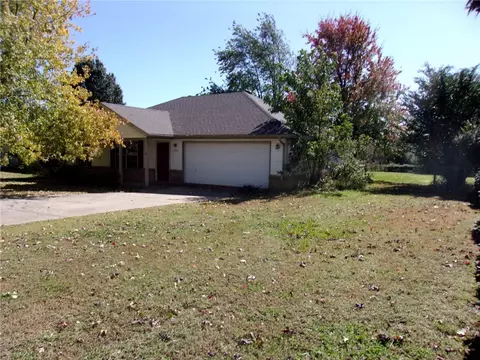 385 Munroe Dr, Springdale, AR 72764 photo 1