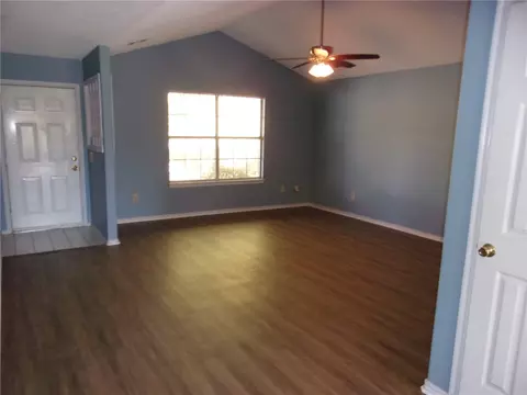 385 Munroe Dr, Springdale, AR 72764 photo 2