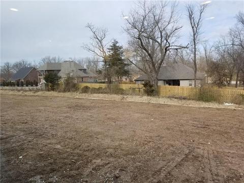 7886 Phoenix Ave, Springdale, AR 72762 photo 13