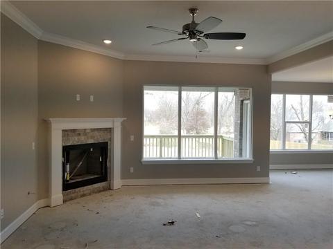 7886 Phoenix Ave, Springdale, AR 72762 photo 6