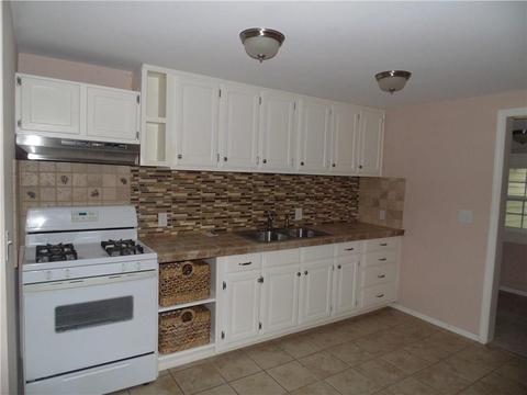 305 Ruby St, Springdale, AR 72764 photo 3