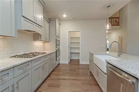 901 Red Maple St, Centerton, AR 72719 photo 8