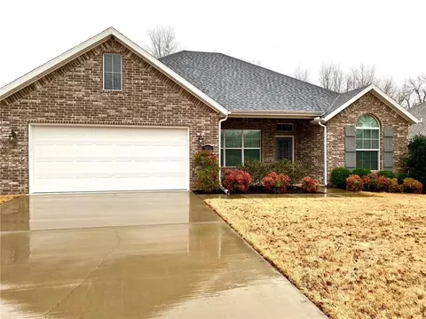 4051 Benjamin Ln, Springdale, AR 72764 photo 1