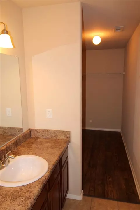3409 S E St, Rogers, AR 72758 photo 17