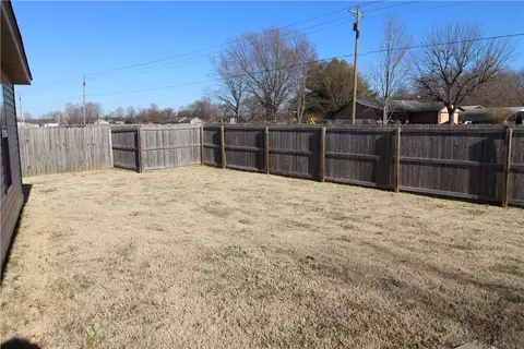 3409 S E St, Rogers, AR 72758 photo 26