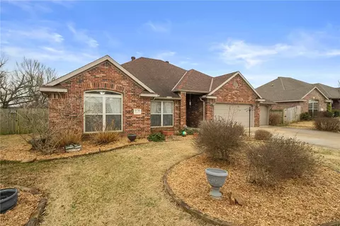 3770 Glenbrook Loop, Springdale, AR 72764 photo 2