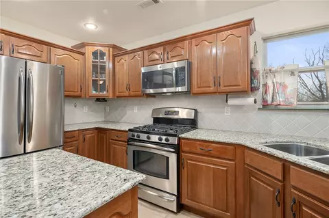 3770 Glenbrook Loop, Springdale, AR 72764 photo 9