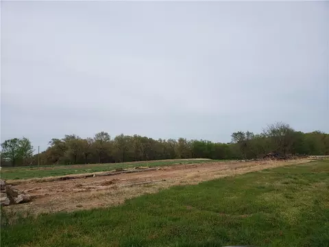 15063 Spring Vly, Gravette, AR 72736 photo 2