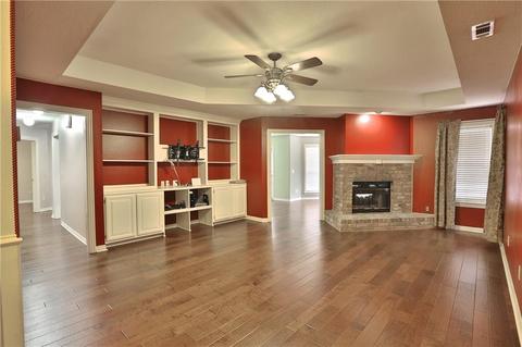 1379 Forest St, Springdale, AR 72764 photo 7