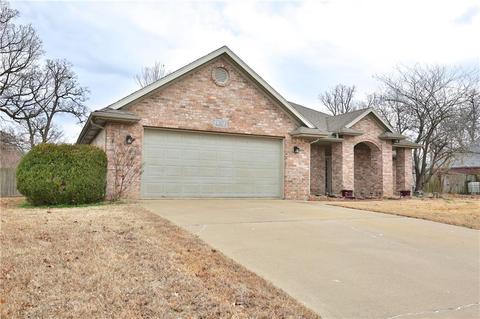 1379 Forest St, Springdale, AR 72764 photo 1