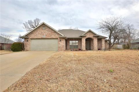 1379 Forest St, Springdale, AR 72764 photo 4
