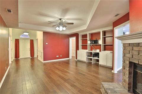 1379 Forest St, Springdale, AR 72764 photo 5