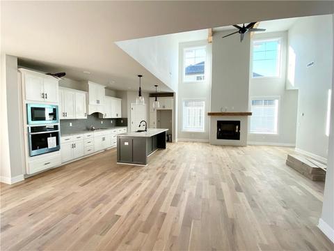 1061 Red Maple St, Centerton, AR 72719 photo 2