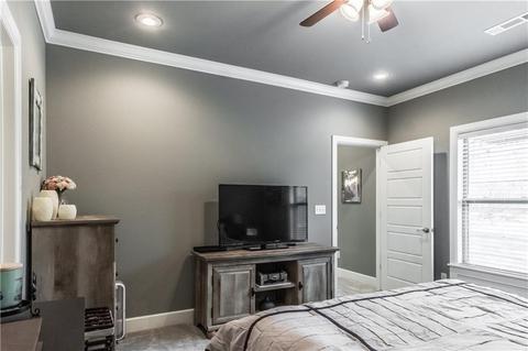 124 Glendale Ln, Rogers, AR 72758 photo 9