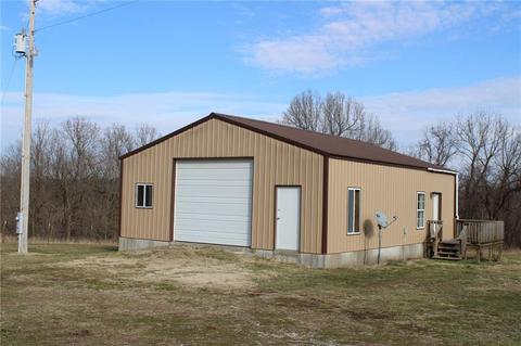 692 Wolf Ridge Rd, Goodman, MO 64843 photo 1