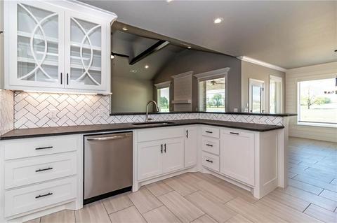 637 Malbec Rd, Springdale, AR 72762 photo 5