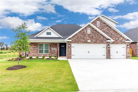 637 Malbec Rd, Springdale, AR 72762 photo 2