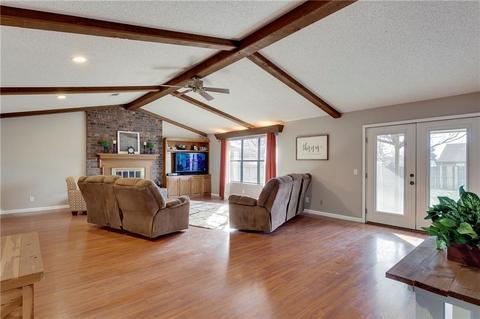 2001 Cardinal Dr, Springdale, AR 72764 photo 5