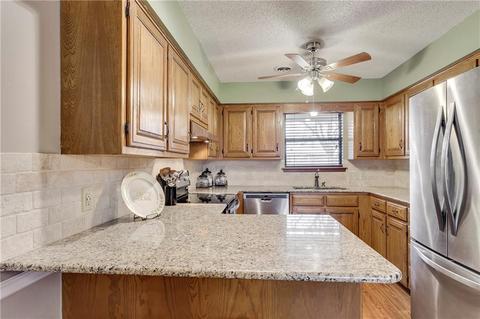 2001 Cardinal Dr, Springdale, AR 72764 photo 9