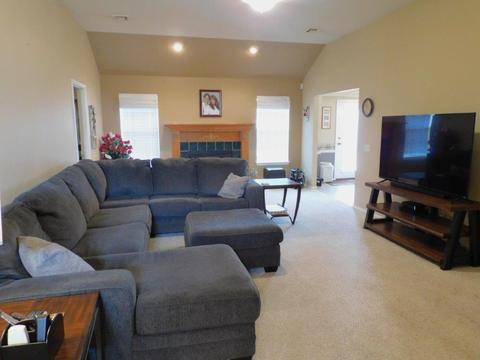 110 Birch St, Centerton, AR 72719 photo 4