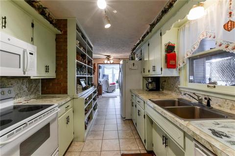 27196 Walnut Dr, Eagle Rock, MO 65641 photo 9
