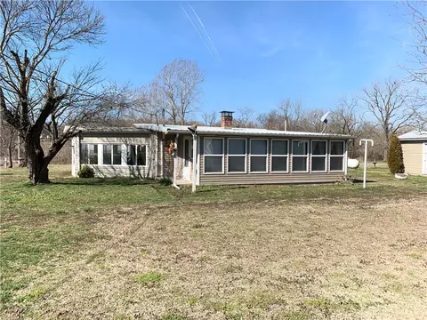 12697 Cincinnati Rd, Summers, AR 72769 photo 5