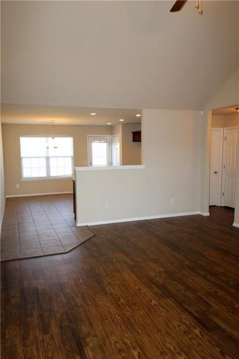 520 Spur Ln, Centerton, AR 72719 photo 4