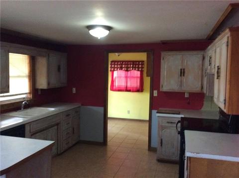 136 Maple St, Saint Paul, AR 72760 photo 8