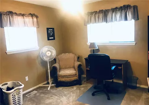 711 Gail St, Springdale, AR 72762 photo 9